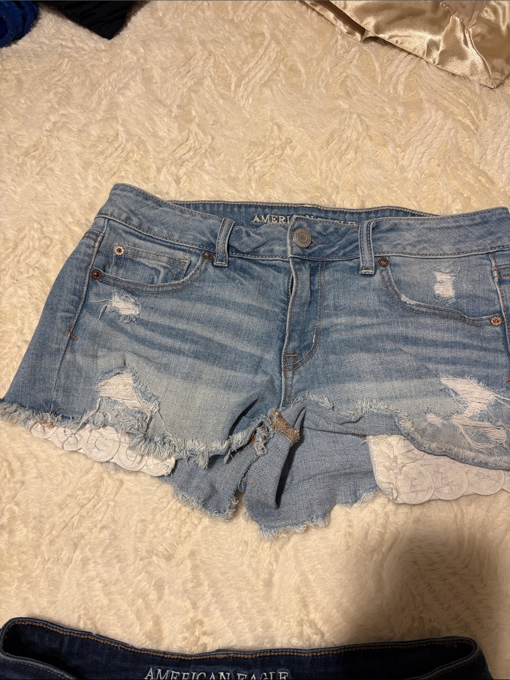 American Eagle Outfitters Light Blue Distressed Denim Ankle/Cropped Shorts